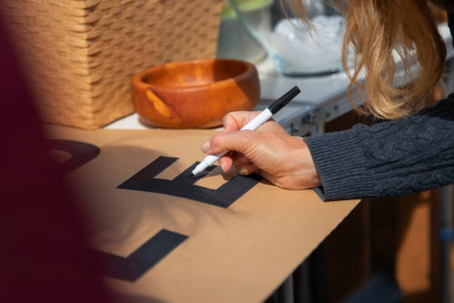 How Artisan Studios Handle Modifications Post-Delivery