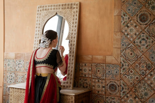 Udaipurs Emerging Scene for High-Quality Wood Studios