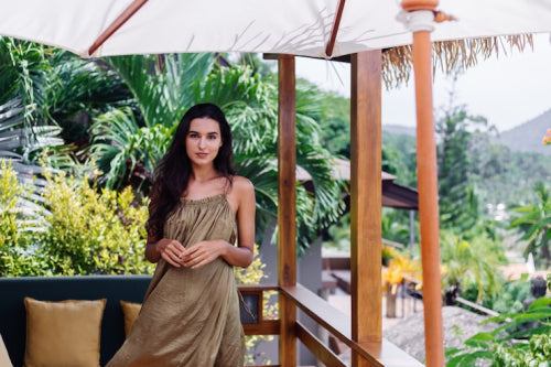 Outdoor Wood Furniture and Indias Monsoon Challenge: What Buyers Should Know