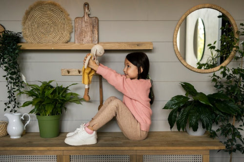 Natural Wood Finishes That Enhance Home Interiors