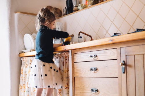 The Return of Vintage-Inspired Wooden Dressers