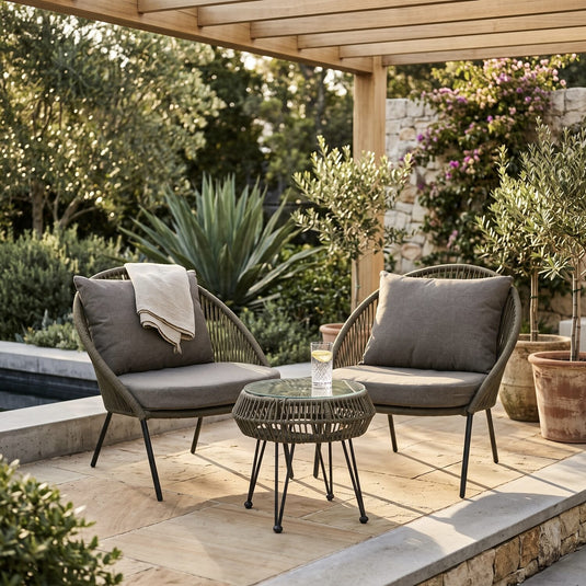 Mira Outdoor Set